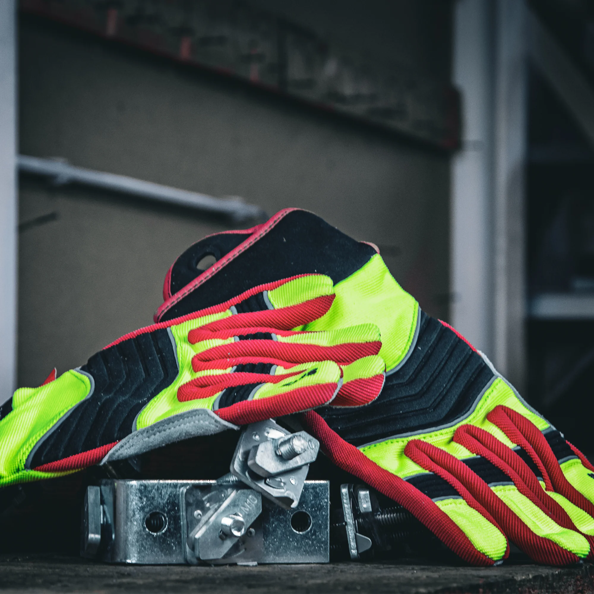 Feuerwehr Handschuhe THL technische Hilfeleistung